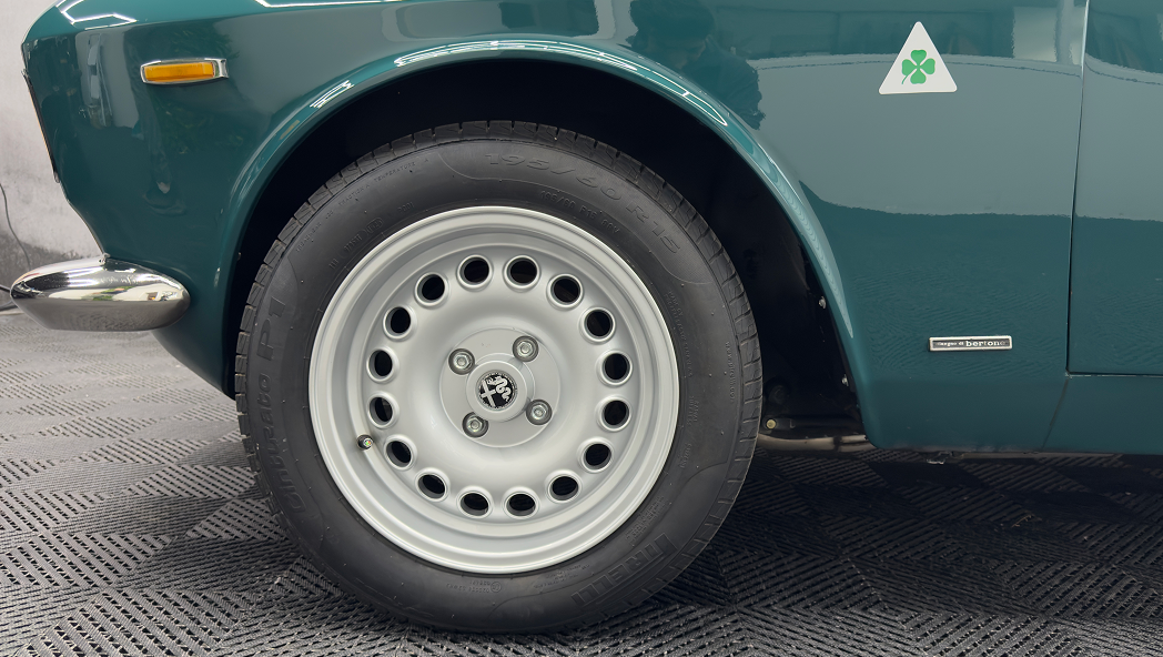 Thanos Designs Alfa Romeo GT junior Side Close Up