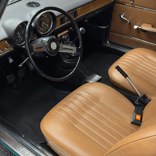 Thanos Designs Alfa Romeo GT junior Front Seat