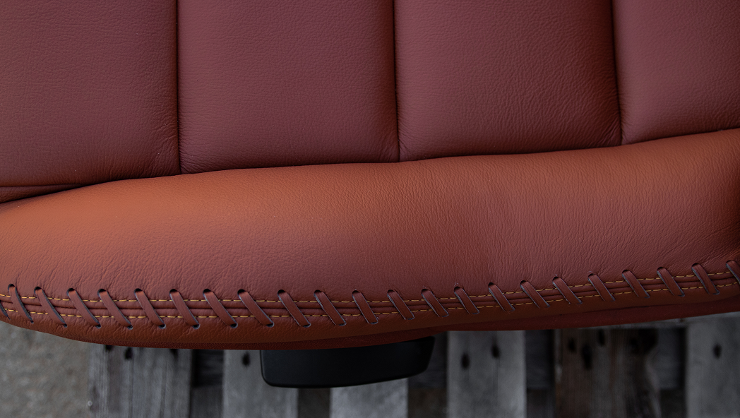 Thanos Designs Audi TT Seat Detail