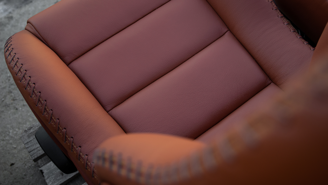 Thanos Designs Audi TT Seat Detail