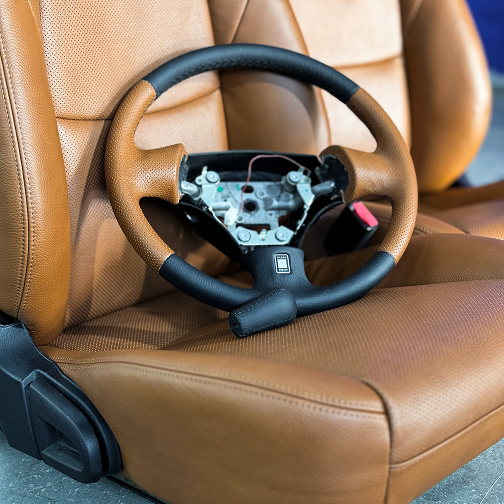 Thanos Designs Audi TT Seats And Steering Wheel