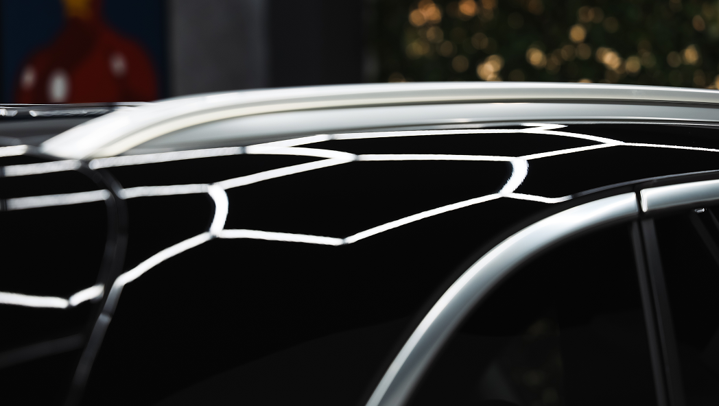 Thanos Designs Mercedes Benz 4matic Roof Close Up