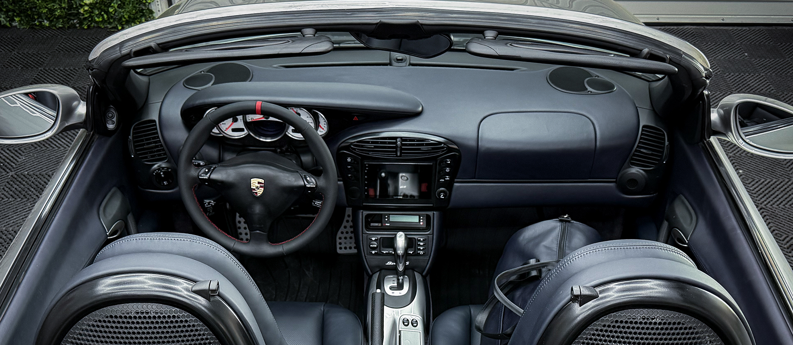 Thanos Designs Porsche Boxter Interior General View
