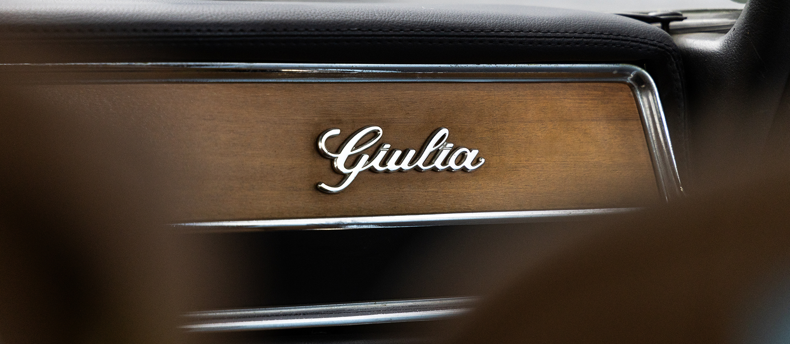 Thanos Designs Giulia Console Detail