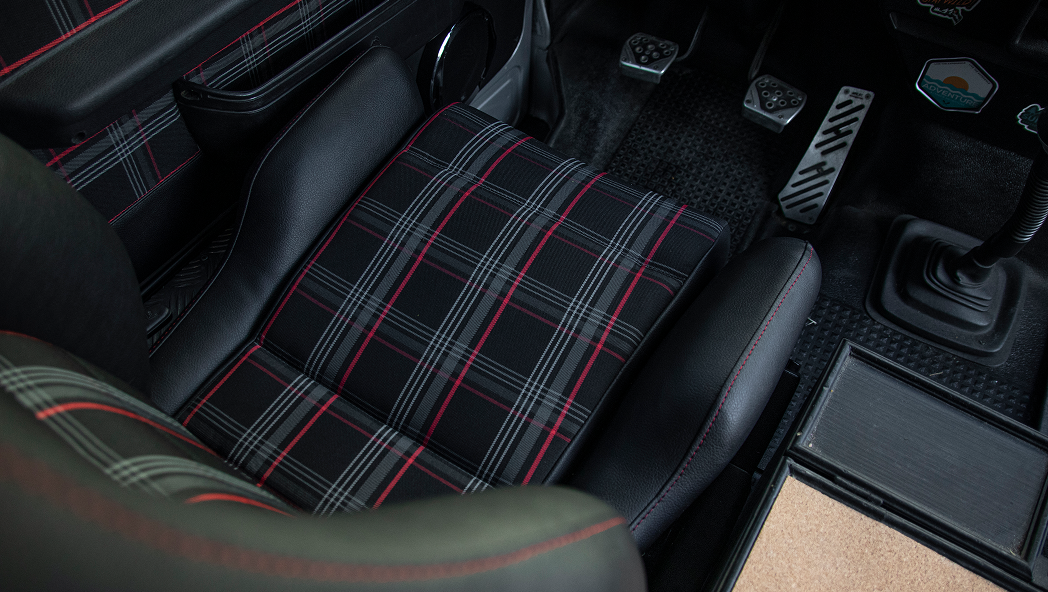 Thanos Designs VW T3 Syncro Driver Seat Close Up